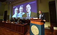 Названы имена лауреатов Нобелевской премии по медицине Названы имена лауреатов Нобелевской премии по медицине
