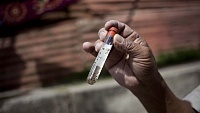 Ученые раскрыли странные обстоятельства смерти жертвы вируса Зика в США Ученые раскрыли странные обстоятельства смерти жертвы вируса Зика в США