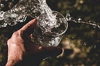 Недостаточное потребление воды связали с повышенным риском смерти Недостаточное потребление воды связали с повышенным риском смерти