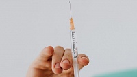 Первые испытания вакцины Pfizer и BioNTech на людях дали обнадеживающие результаты Первые испытания вакцины Pfizer и BioNTech на людях дали обнадеживающие результаты