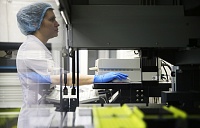 Российские ученые первыми в мире расшифровали геном ВИЧ на мини-секвенаторе Российские ученые первыми в мире расшифровали геном ВИЧ на мини-секвенаторе